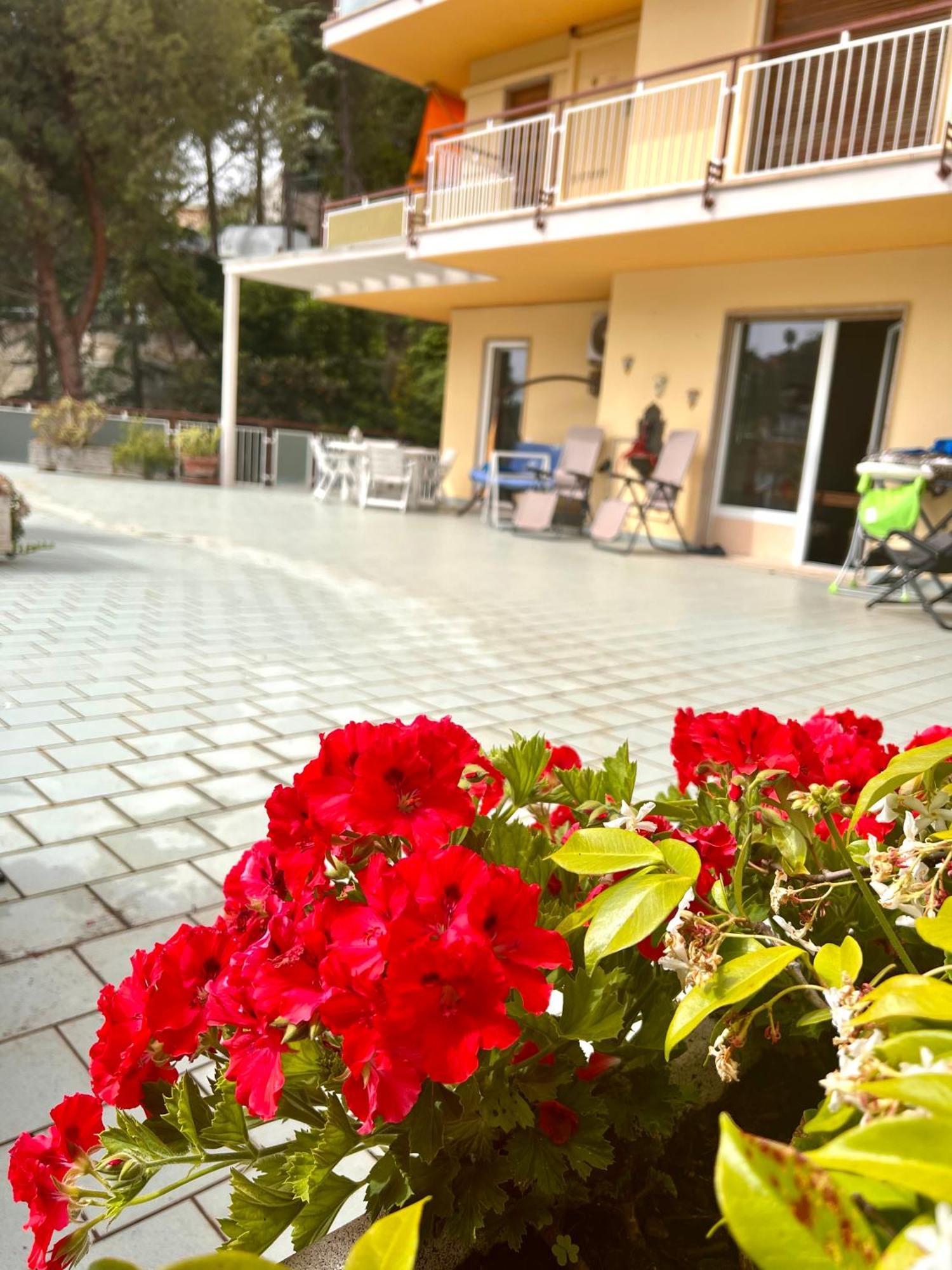 Sanremo Apartment Free Parking And Air Conditioner Exteriér fotografie